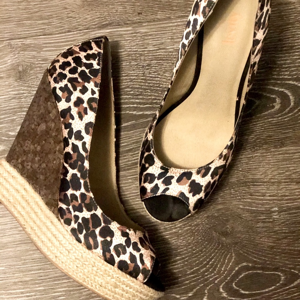 Wedge Heel Leopard print